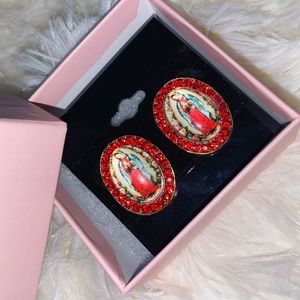 Virgencita studs ❤️